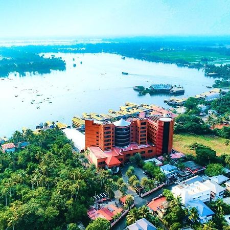 Ramada By Wyndham Alleppey Alappuzha Εξωτερικό φωτογραφία