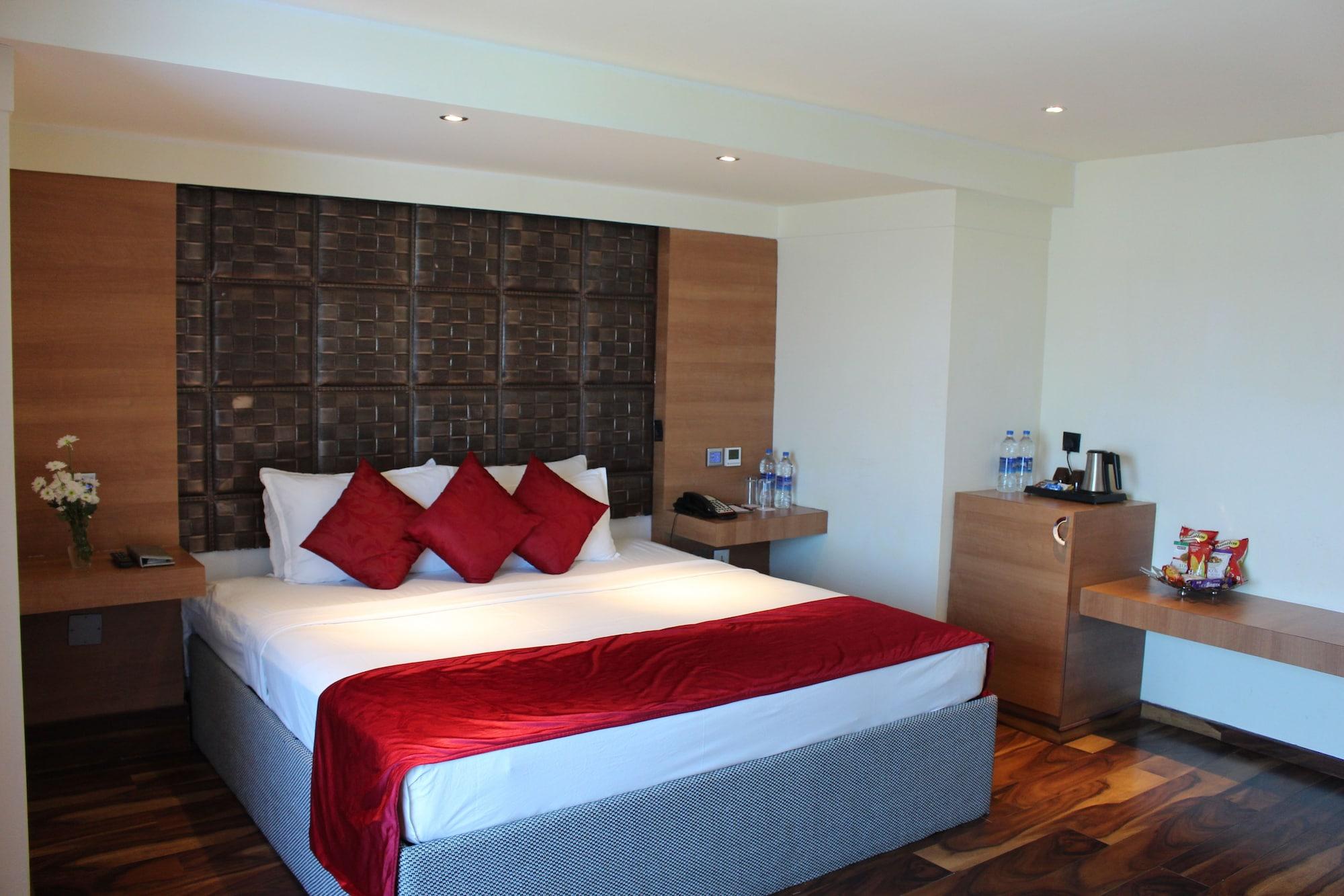 Ramada By Wyndham Alleppey Alappuzha Εξωτερικό φωτογραφία