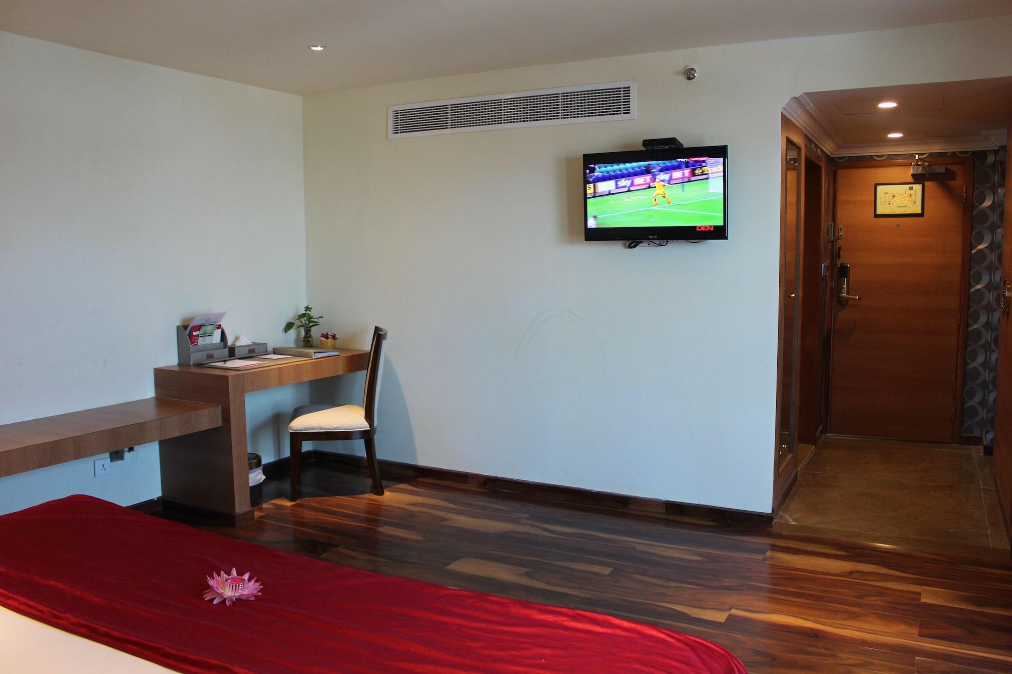 Ramada By Wyndham Alleppey Alappuzha Εξωτερικό φωτογραφία