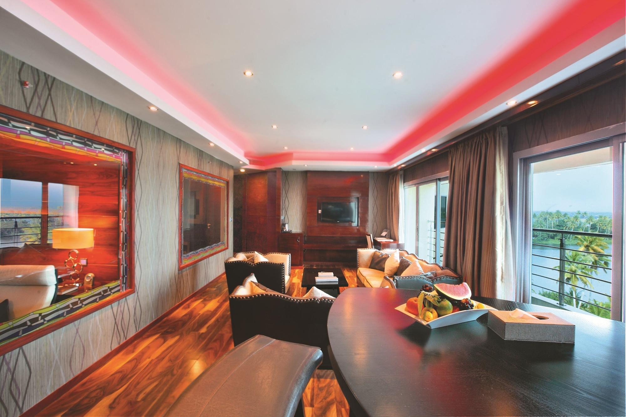 Ramada By Wyndham Alleppey Alappuzha Εξωτερικό φωτογραφία
