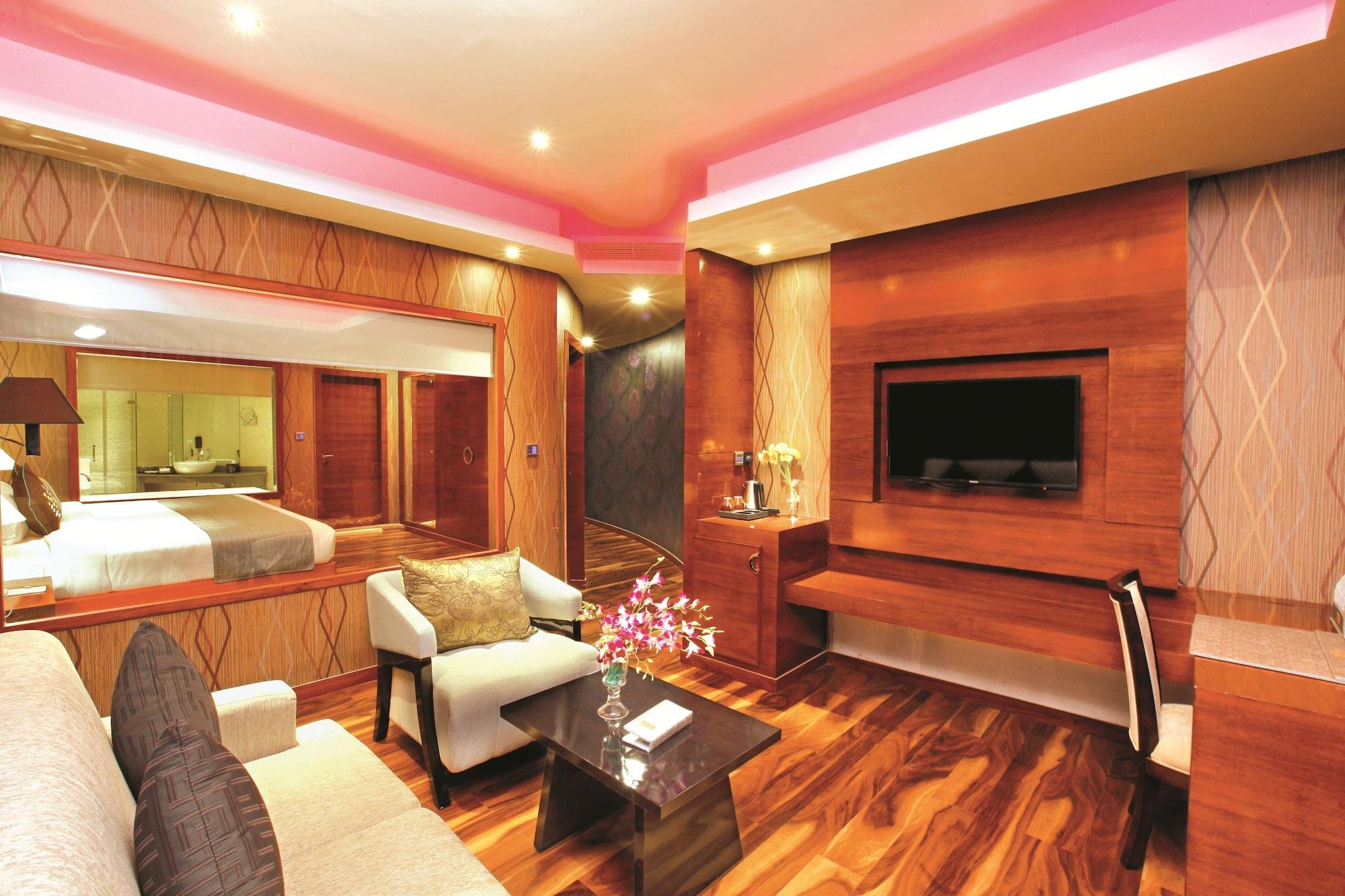 Ramada By Wyndham Alleppey Alappuzha Εξωτερικό φωτογραφία