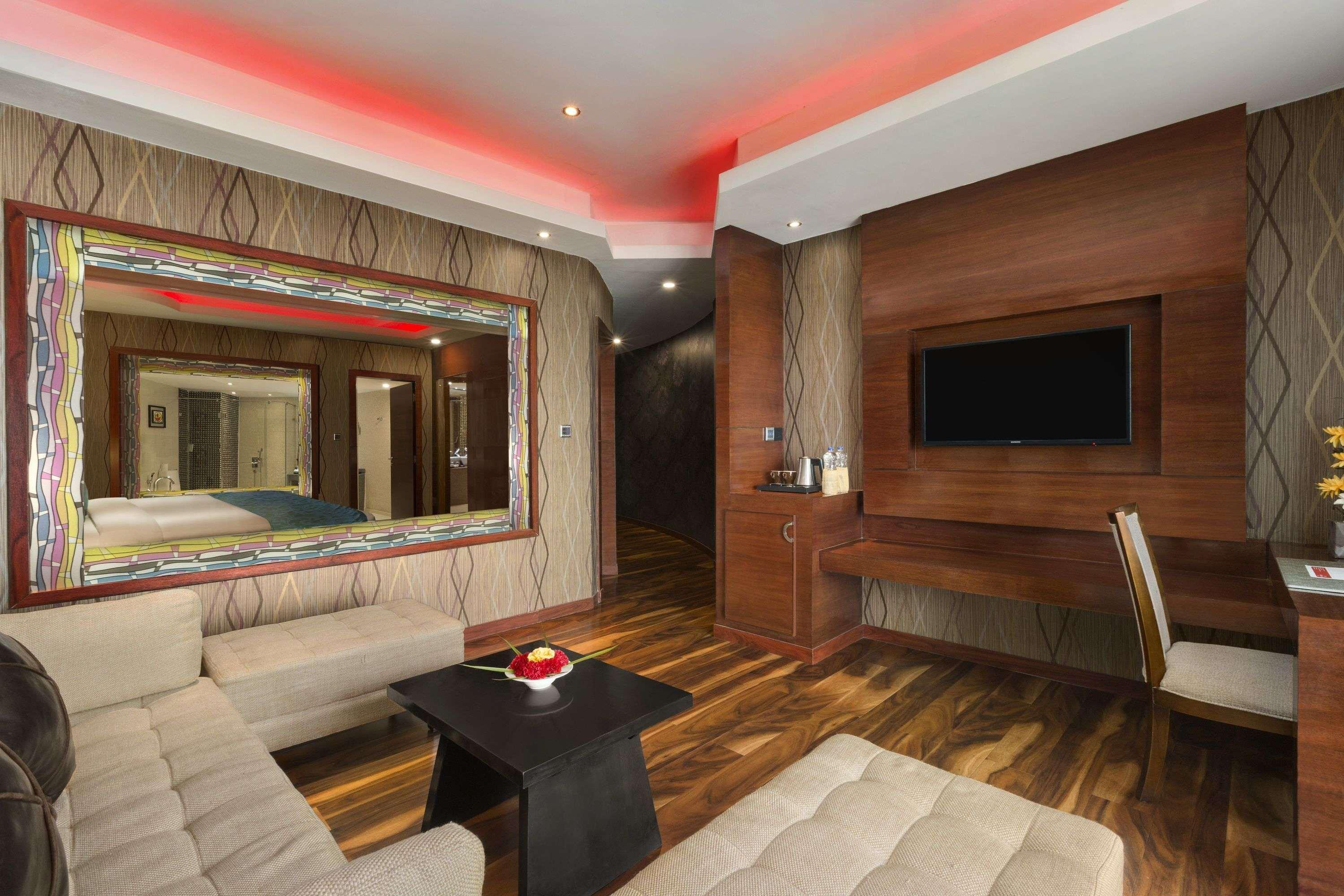 Ramada By Wyndham Alleppey Alappuzha Εξωτερικό φωτογραφία