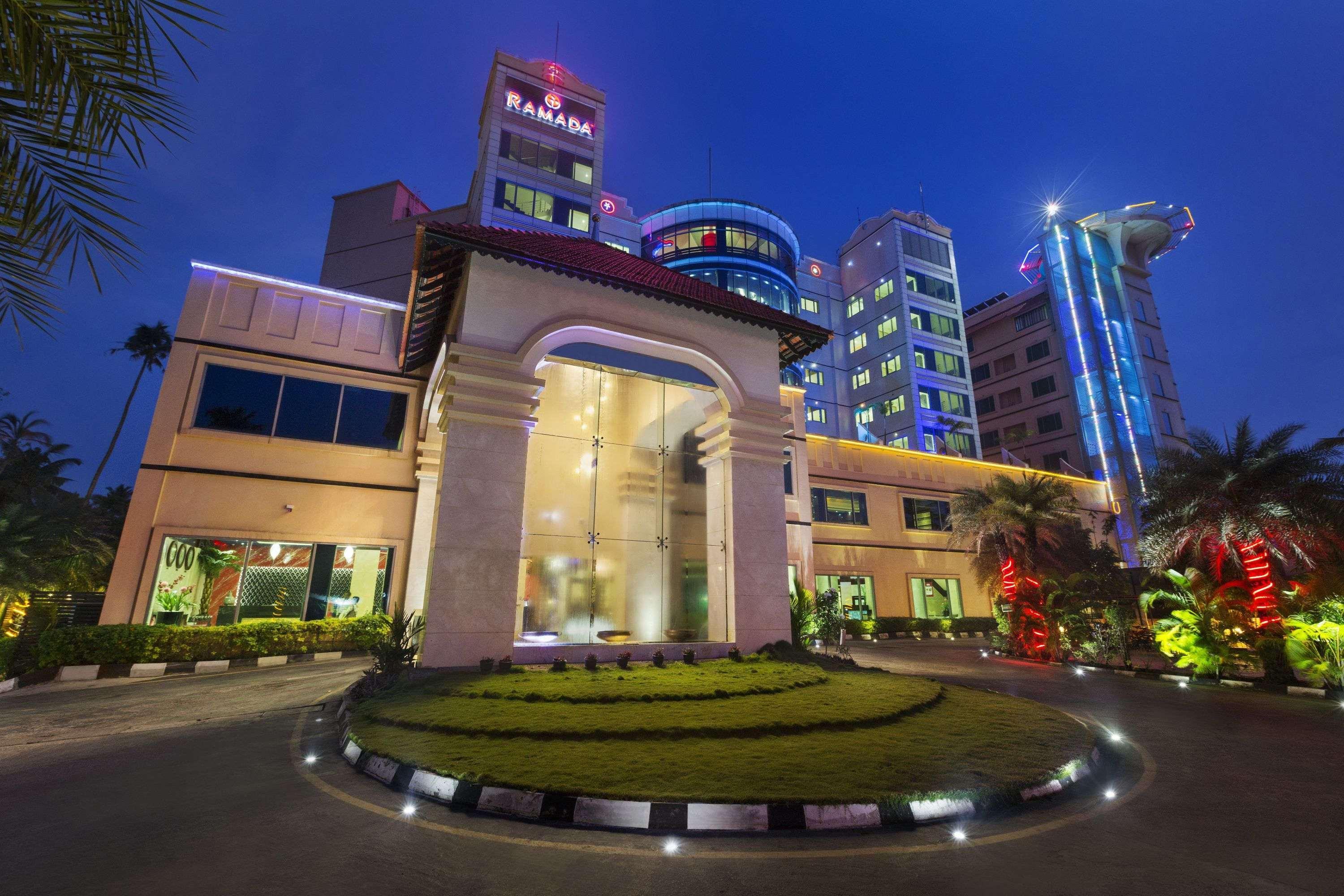 Ramada By Wyndham Alleppey Alappuzha Εξωτερικό φωτογραφία