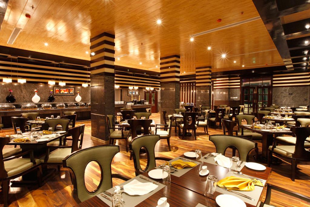 Ramada By Wyndham Alleppey Alappuzha Εξωτερικό φωτογραφία